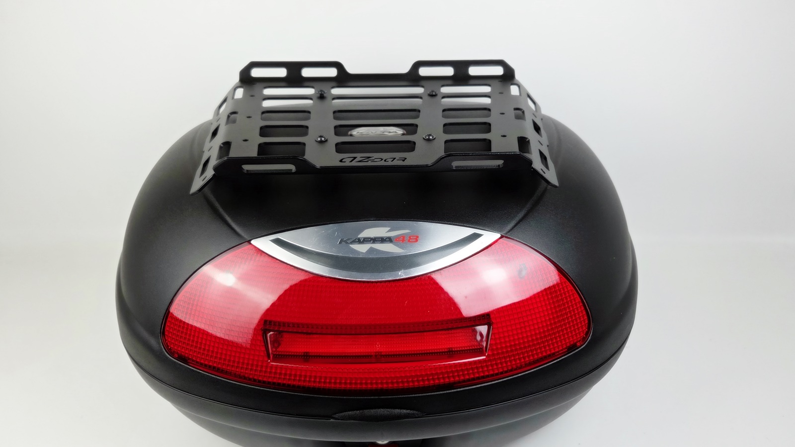 Bagaznik uniwewrsalny na kufer centralny trapez X1